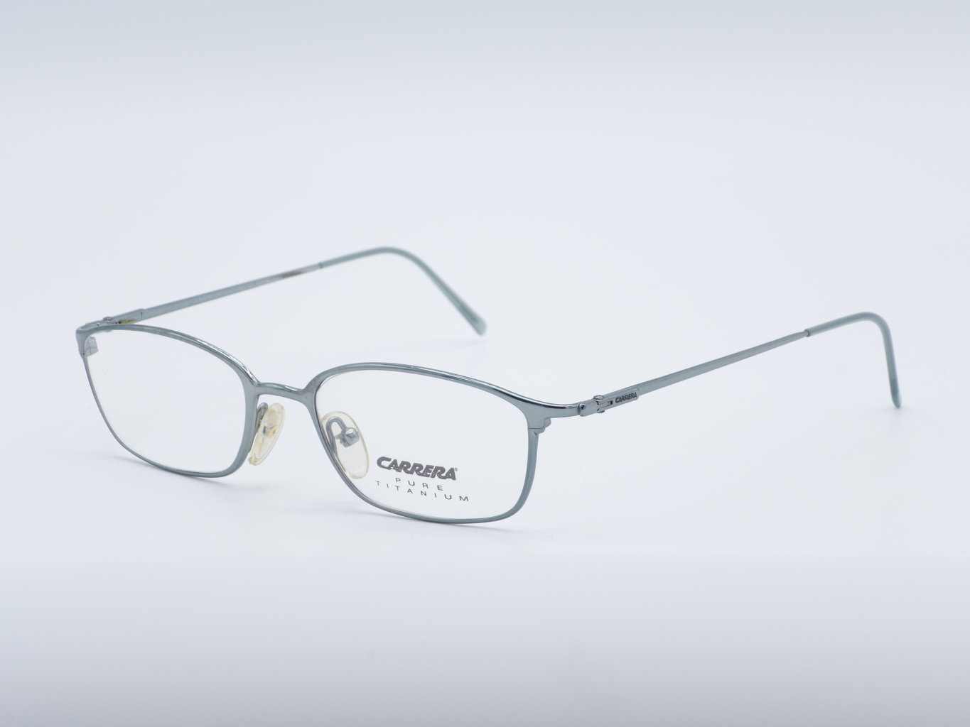 Buy Full Rim Titanium Round Black Male Medium Heritage HEOM5019 Eyeglasses  Online – Vision Express