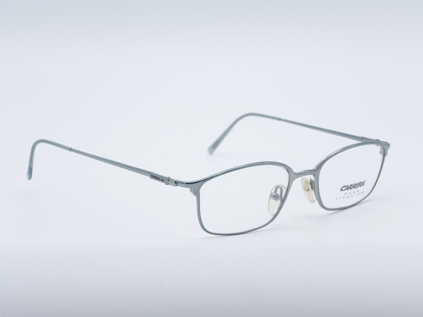 Carrera men's glasses model 7170 made of light and durable titanium in  silver-grey and with spring temples | GrauGlasses vintage eyewear